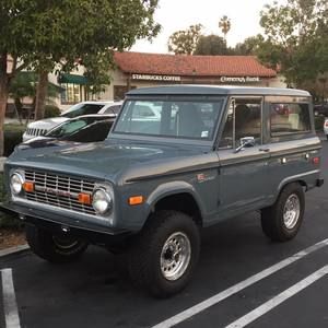 Meet your Posher, Louis